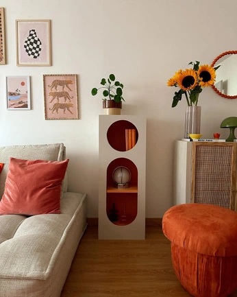 A cover of "That’s my hoose" cluster. The owner is whatingodsname. The cluster consists of 69 elements.