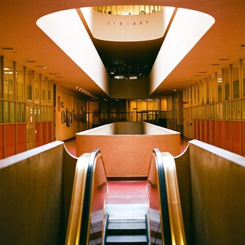 A cover of "towards" cluster. The owner is norah. The cluster consists of 4 elements.