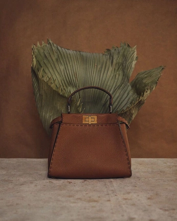 A cover of "Politis Plastic Surgery" cluster. The owner is jessieflores. The cluster consists of 16 elements.