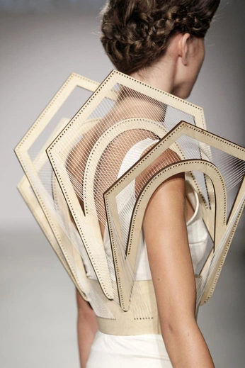 A cover of "Making" cluster. The owner is kellyzhao. The cluster consists of 5 elements.