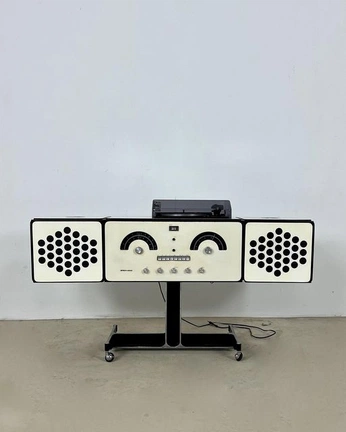 A cover of "Objects" cluster. The owner is teklocust. The cluster consists of 28 elements.