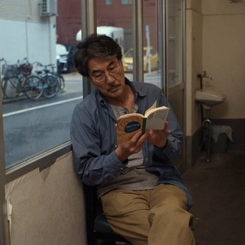 A cover of "movie" cluster. The owner is illli. The cluster consists of 1 element.