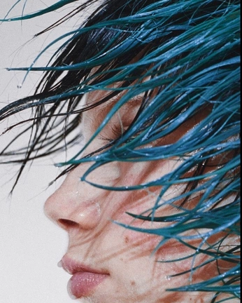 A cover of "vivid" cluster. The owner is ashmarieeeppii. The cluster consists of 1 element.