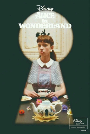 A cover of "Alice" cluster. The owner is swatson. The cluster consists of 52 elements.