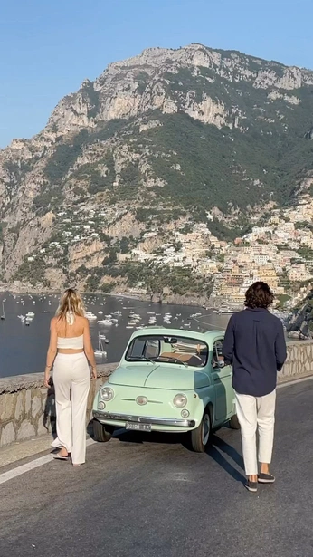 A cover of "aesthetic / italy" cluster. The owner is aiman. The cluster consists of 3 elements.