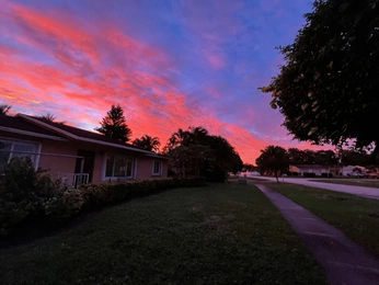 A cover of "SCENERY" cluster. The owner is extrakuli. The cluster consists of 12 elements.