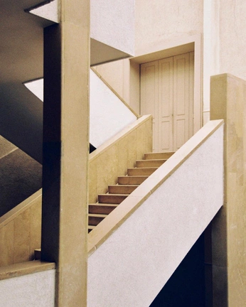 A cover of "Inspiring spaces" cluster. The owner is noredclrcq. The cluster consists of 10 elements.