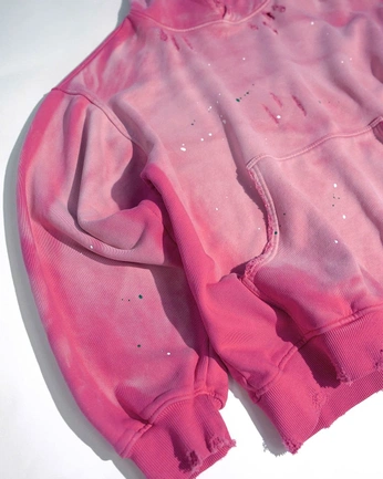 A cover of "clothes CSH" cluster. The owner is anikkfa. The cluster consists of 84 elements.