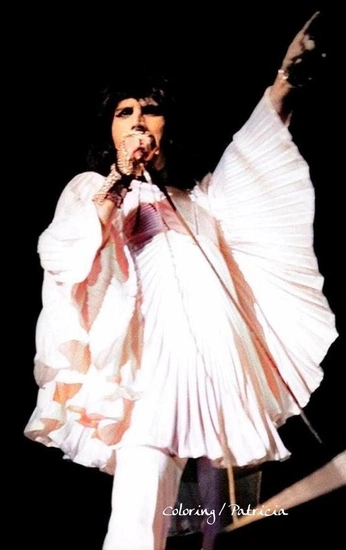 A cover of "70s glam rock" cluster. The owner is shreyaaaaa. The cluster consists of 1 element.