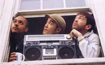 A cover of "Bands and Music Shots" cluster. The owner is toast01. The cluster consists of 1 element.