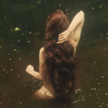 A cover of "Feminine nature" cluster. The owner is harleyann. The cluster consists of 187 elements.