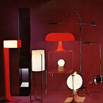 A cover of "lights" cluster. The owner is thesobro. The cluster consists of 3 elements.