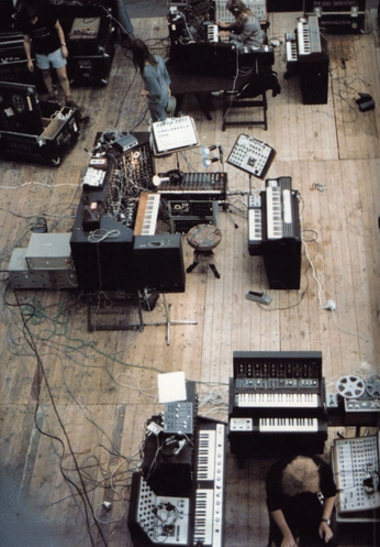 A cover of "stu aesthetic" cluster. The owner is realfwd. The cluster consists of 6 elements.