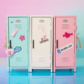 A cover of "goods" cluster. The owner is bluecheese210. The cluster consists of 25 elements.