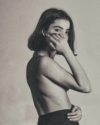 A cover of "(F) Anatomy/Pose Ref" cluster. The owner is timmyr15. The cluster description is "Female Anatomy and Pose References". The cluster consists of 87 elements.