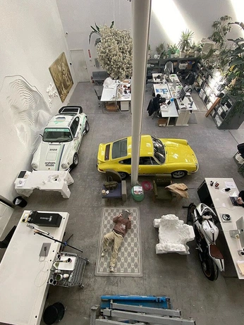 A cover of "Garage" cluster. The owner is mariabas. The cluster consists of 7 elements.