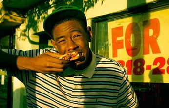 A cover of "THE BEST CLUSTER EVER!!" cluster. The owner is monkdream. The cluster description is "Here for some graphic design. View Canvas for the best experience". The cluster consists of 308 elements.