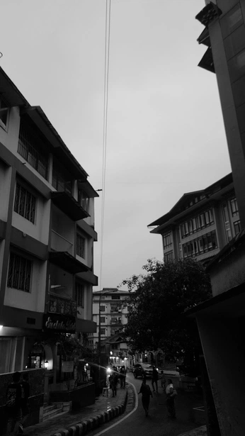 A cover of "Created by Jen" cluster. The owner is callmejen. The cluster consists of 32 elements.