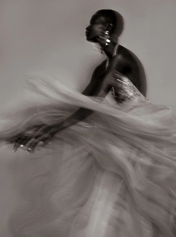 A cover of "photography" cluster. The owner is thepinkrobot. The cluster consists of 18 elements.