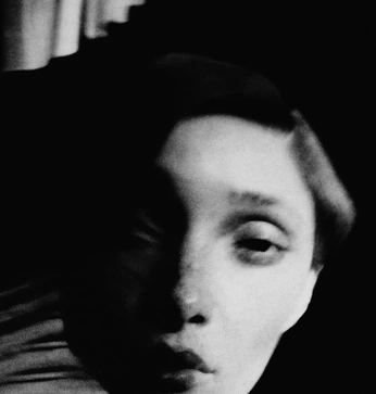 A cover of "feel" cluster. The owner is coraliek. The cluster consists of 2 elements.