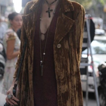 A cover of "ªu" cluster. The owner is rvnax. The cluster consists of 53 elements.