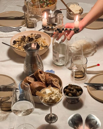 A cover of "Christmas 25" cluster. The owner is lesliero. The cluster consists of 19 elements.