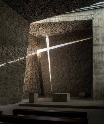 A cover of "Background" cluster. The owner is vinkirrie. The cluster consists of 5 elements.