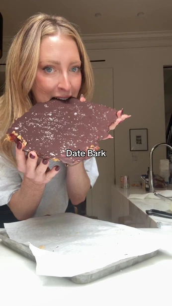 A cover of "Yummy 😋" cluster. The owner is rachelmadelslp. The cluster consists of 3 elements.