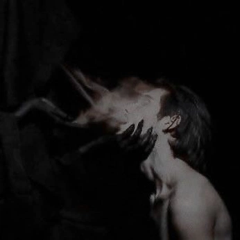 A cover of "Harrymort" cluster. The owner is sakkuin. The cluster description is "Inspired by harrymorts, mostly on the fanfic No Glory by ObsidianPen". The cluster consists of 79 elements.