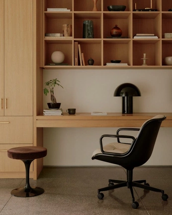 A cover of "Office" cluster. The owner is lexiebarn. The cluster consists of 8 elements.