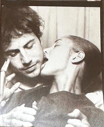 A cover of "love" cluster. The owner is edenrau. The cluster consists of 20 elements.