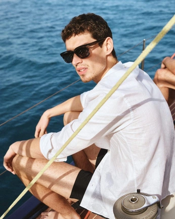 A cover of "Lino look" cluster. The owner is cristiancerdam. The cluster consists of 32 elements.