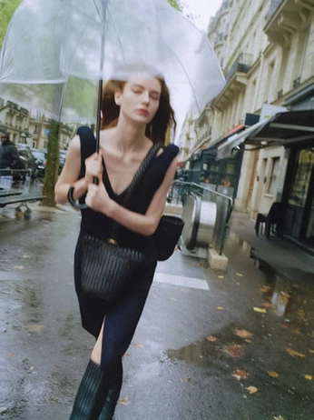 A cover of "Photoshoot 13.3." cluster. The owner is regha. The cluster consists of 10 elements.