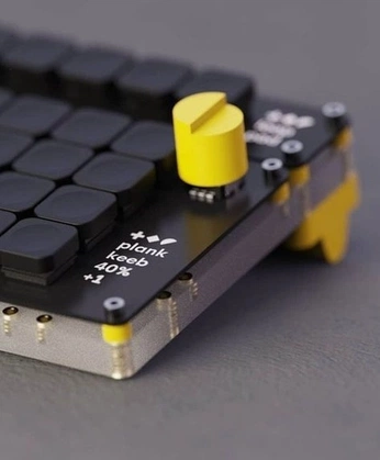 A cover of "Id" cluster. The owner is yyperson. The cluster consists of 2 elements.