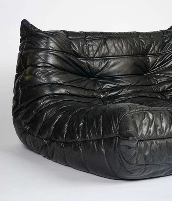 A cover of "Seats" cluster. The owner is anrz.studio. The cluster consists of 17 elements.