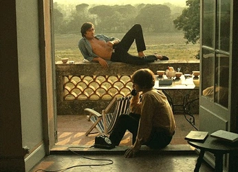 A cover of "Life" cluster. The owner is xolucette. The cluster consists of 4 elements.