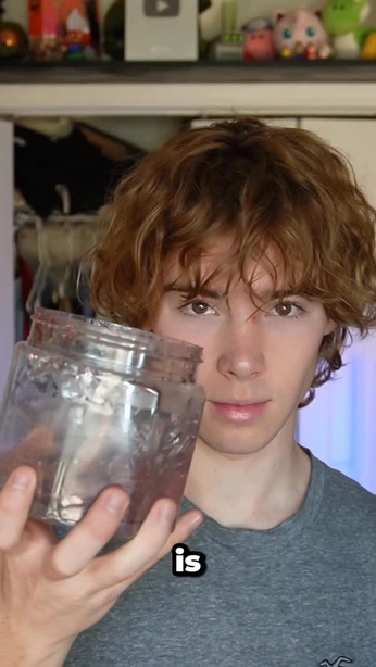 A cover of "Hair product" cluster. The owner is morno. The cluster consists of 2 elements.