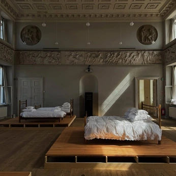 A cover of "apt" cluster. The owner is aayush. The cluster consists of 25 elements.