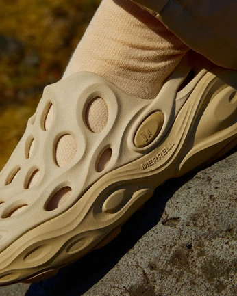 A cover of "FTW FEATURES" cluster. The owner is tswfc. The cluster consists of 8 elements.