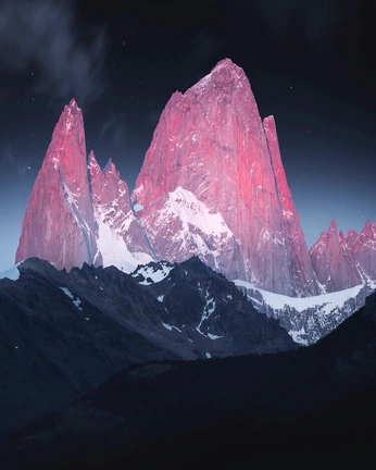 A cover of "Dang Hun Mountain" cluster. The owner is limoniene. The cluster description is "Meant to picture Dang Hun mt. and its palace from Reverend Insanity". The cluster consists of 30 elements.