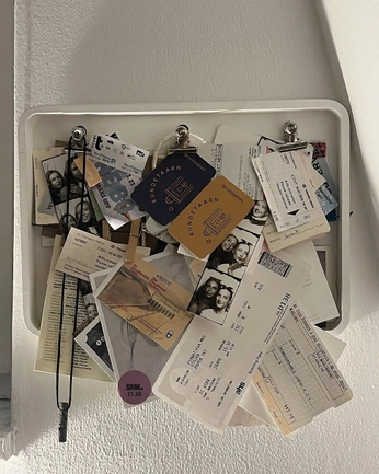 A cover of "keepsakes" cluster. The owner is tayund. The cluster consists of 3 elements.