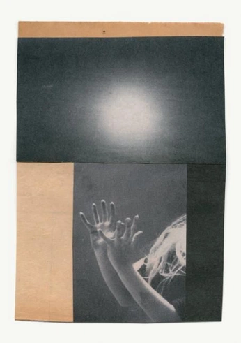 A cover of "Moments" cluster. The owner is cdammr. The cluster consists of 11 elements.