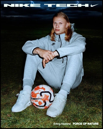 A cover of "Nike x Nasa x Elon" cluster. The owner is danieleckler. The cluster consists of 67 elements.