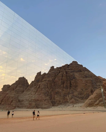 A cover of "beautiful earth" cluster. The owner is soliloquy. The cluster consists of 19 elements.