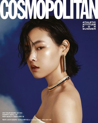 A cover of "Visuals" cluster. The owner is sarah2castro. The cluster consists of 7 elements.