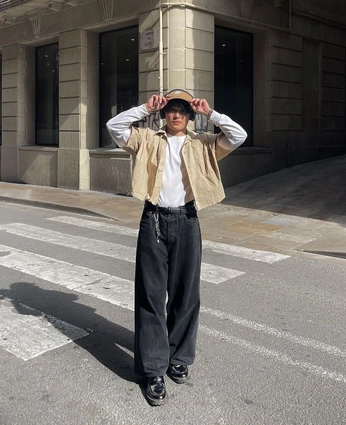 A cover of "fits" cluster. The owner is konekomedia. The cluster consists of 8 elements.