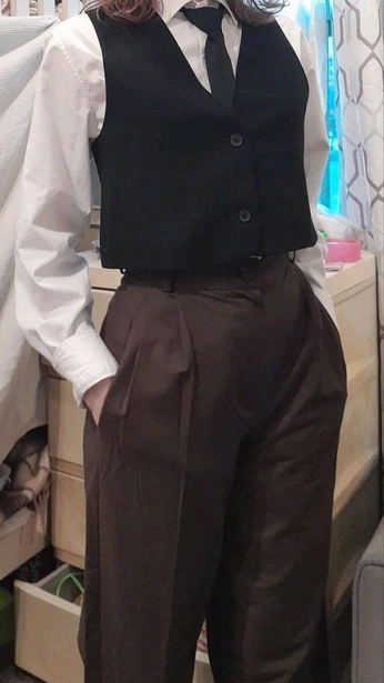 A cover of "Arlo the Judge" cluster. The owner is adhdtinker. The cluster consists of 66 elements.