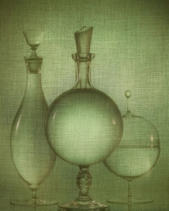 A cover of "labperfum" cluster. The owner is redshelf. The cluster consists of 62 elements.