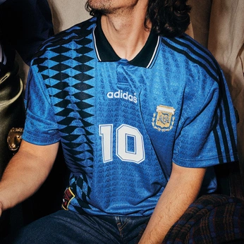 A cover of "Styling & Props" cluster. The owner is bearderic. The cluster consists of 36 elements.