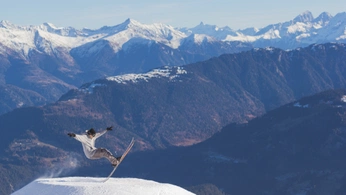 A cover of "sports photos" cluster. The owner is jamiecjpg. The cluster consists of 6 elements.